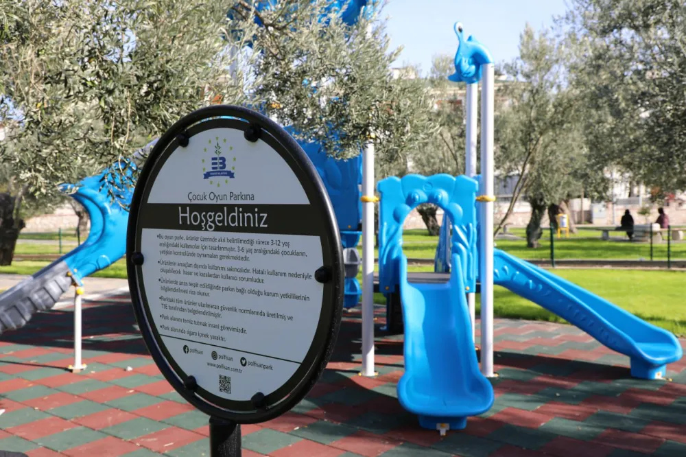 EDREMİT’E YENİ PARK ALANLARI YAPILIYOR