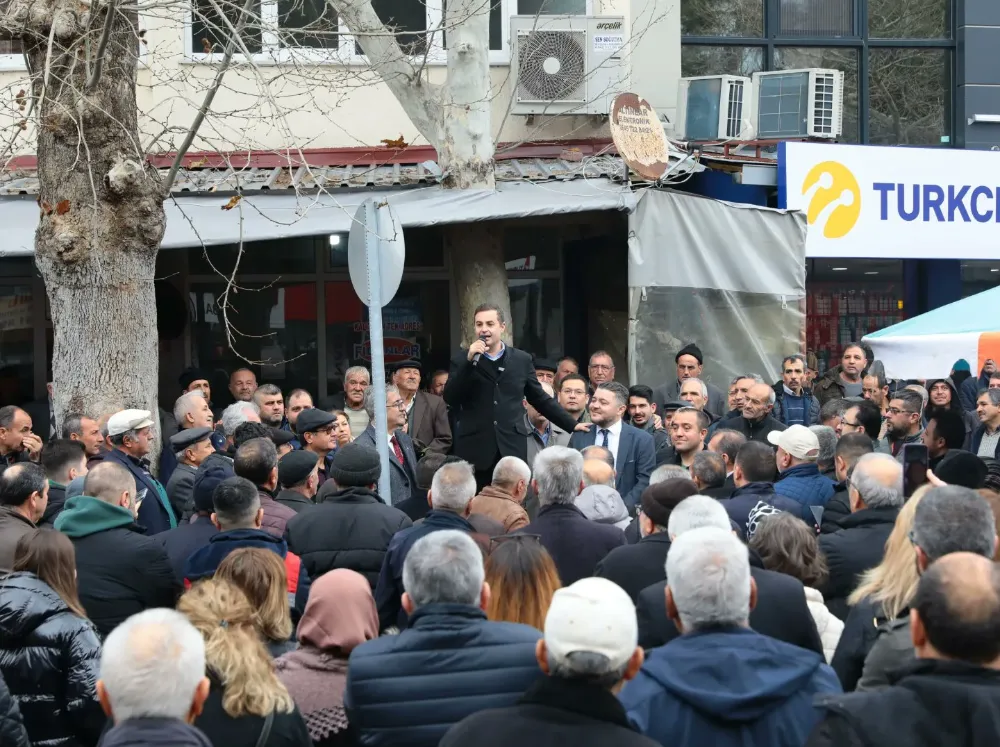 AHMET AKIN EMEKLİLERE HER AY DESTEK VERECEK