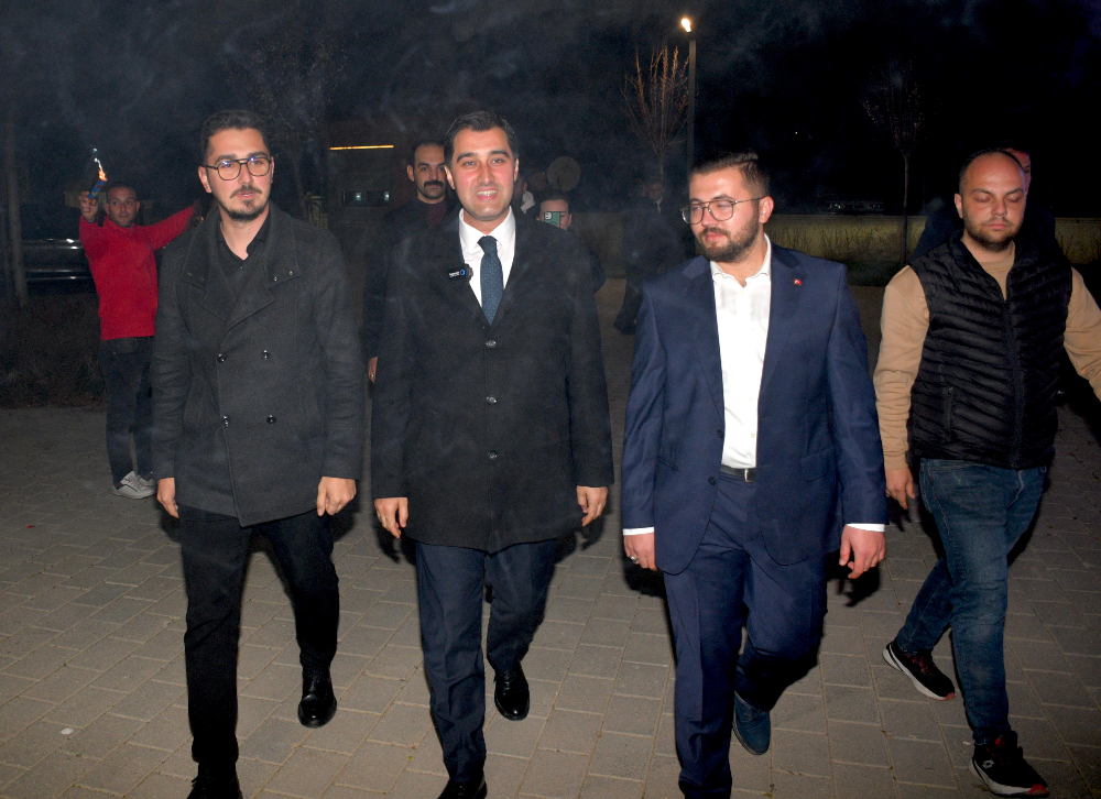 GENÇLER BAŞKANIYLA BULUŞTU..