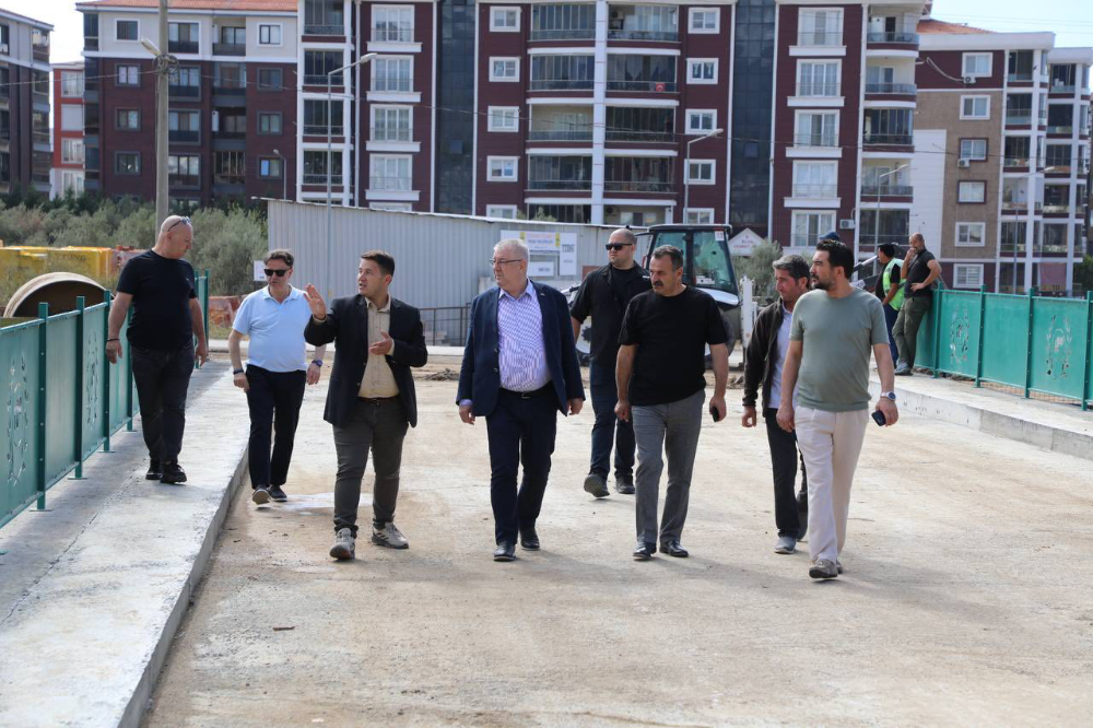 Edremit’te yeni köprünün çevre düzenlemesi tamamlanıyor