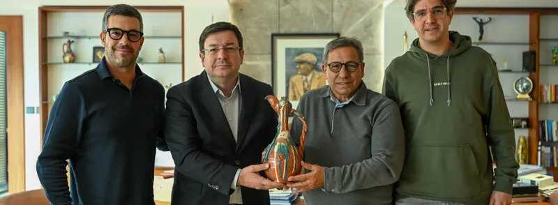 Eski Milli Futbolcu Engin Verel, Çanakkale Belediye Başkanı Muharrem Erkek