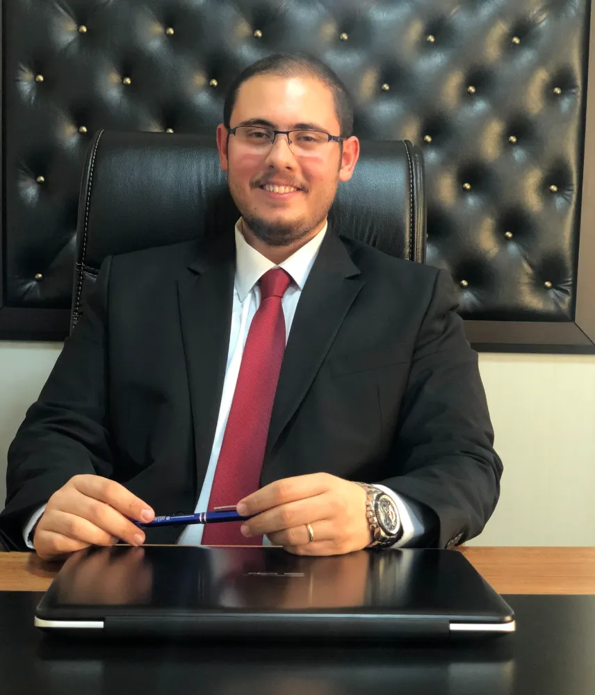 KÖKLÜ ZEYTİNCİLİK YÖNETİM KURULU BAŞKANI MUSTAFA KÜRLEK: “ZEYTİNYAĞI FİYATLARI 2026’NIN İLK AYLARINDA DÜŞECEK”